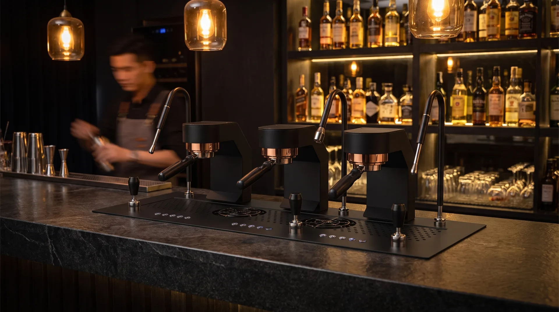 Aesperto Tre in a dark cocktail bar at night